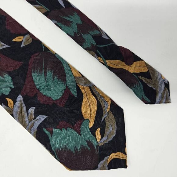 BUCCELLI MADE IN ITALY SILK TIE BLACK GREEN GOLD FLORAL SATIN 3.75" X 60" - Picture 1 of 2